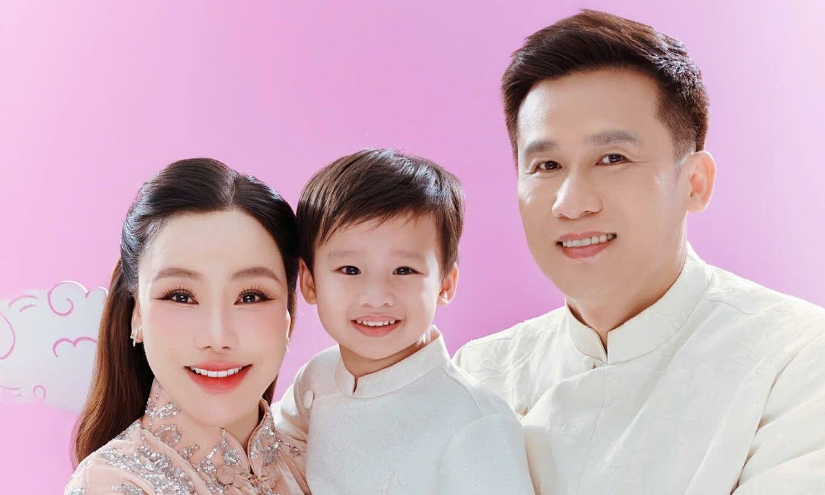 Một năm xây tổ ấm của vợ chồng Hồ Quỳnh Hương và góc nhìn từ SC88 - hình ảnh - sc88go.com Một năm xây tổ ấm của vợ chồng Hồ Quỳnh Hương và góc nhìn từ SC88 - hình ảnh - sc88go.com