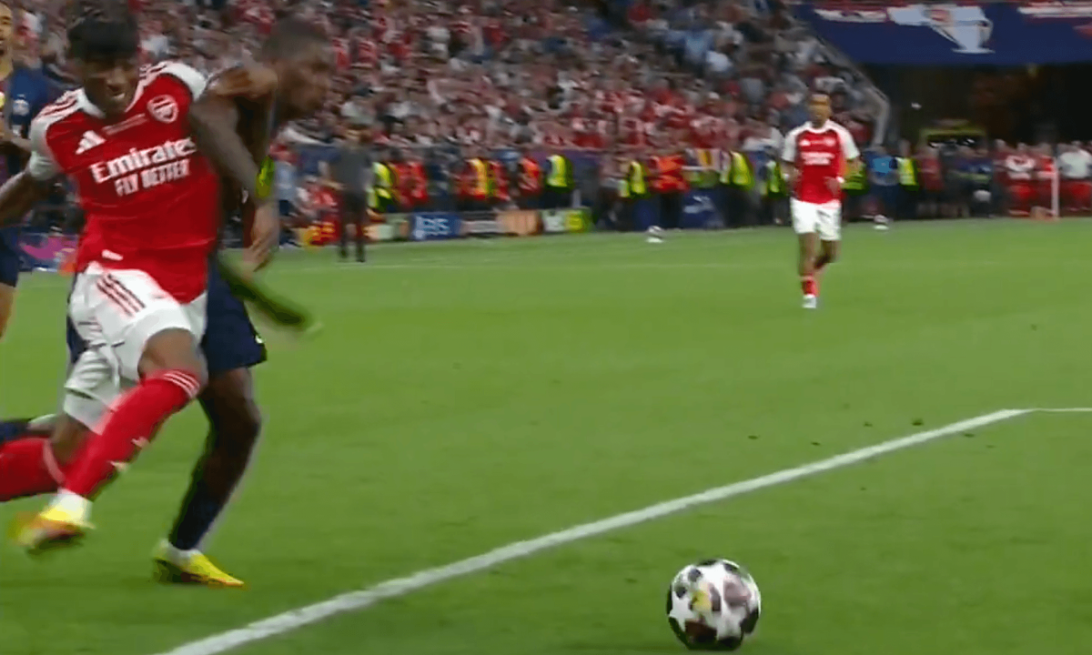 Casino trực tuyến Việt Nam và những tranh cãi trọng tài sau trận PSG thắng Arsenal ở chung kết Champions League - hình ảnh - sc88go.com