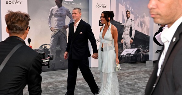 SC88 chính thức: Brad Pitt và bạn gái Ines de Ramon chưa gặp mặt con riêng? - hình ảnh - sc88go.com SC88 chính thức: Brad Pitt và bạn gái Ines de Ramon chưa gặp mặt con riêng? - hình ảnh - sc88go.com
