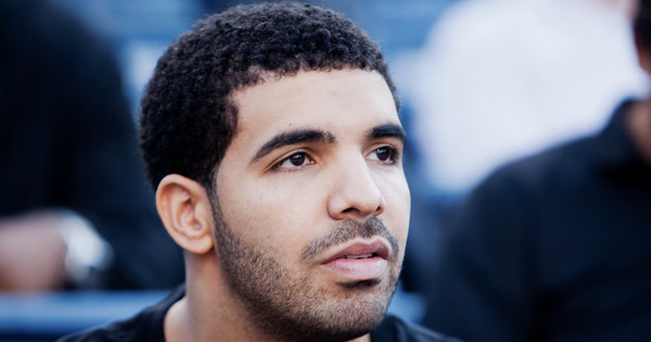 Drake xô đổ kỷ lục lịch sử của Michael Jackson: Dấu ấn mới trên BXH Billboard - hình ảnh - sc88go.com Drake xô đổ kỷ lục lịch sử của Michael Jackson: Dấu ấn mới trên BXH Billboard - hình ảnh - sc88go.com