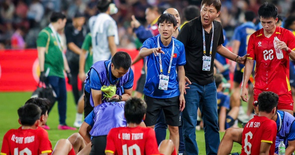 Bảo vệ ngôi vương AFF Cup 2026: Áp lực kép cho HLV Kim Sang-sik đến từ đâu? - hình ảnh - sc88go.com Bảo vệ ngôi vương AFF Cup 2026: Áp lực kép cho HLV Kim Sang-sik đến từ đâu? - hình ảnh - sc88go.com
