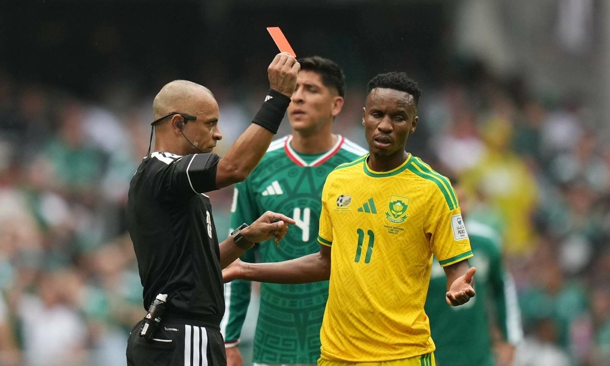 Trọng tài gây tranh cãi tại World Cup 2026: Khoảnh khắc ‘lạc trôi’ vì rào cản ngôn ngữ - hình ảnh - sc88go.com