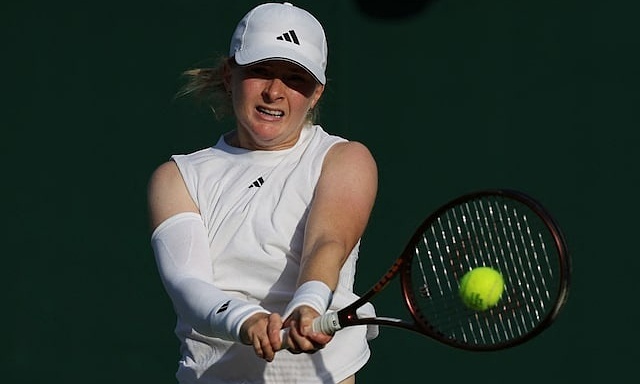 Tay vợt Anh Francesca Jones mong Wimbledon hỗ trợ lịch thi đấu để theo dõi World Cup 2026 - hình ảnh - sc88go.com