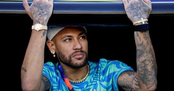 Tổng thống Brazil châm biếm Neymar ‘đi World Cup để làm việc từ xa’? - hình ảnh - sc88go.com