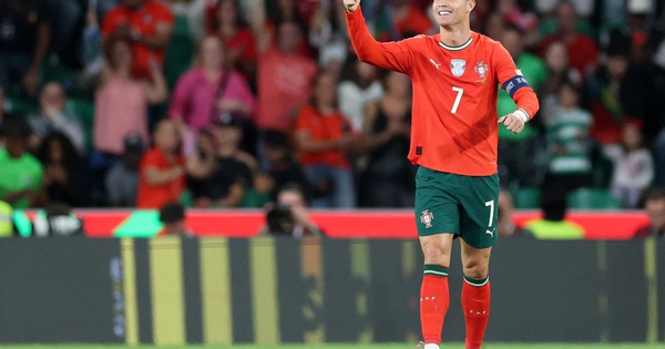 CR7 chưa phải ‘già nhất’ ở World Cup 2026: Huyền thoại 41 tuổi và cuộc đua với thời gian - hình ảnh - sc88go.com