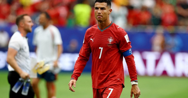 Bị gọi là ‘lời nguyền’ của đội tuyển Bồ Đào Nha, Ronaldo nói gì? - hình ảnh - sc88go.com Bị gọi là ‘lời nguyền’ của đội tuyển Bồ Đào Nha, Ronaldo nói gì? - hình ảnh - sc88go.com
