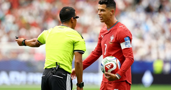 Ronaldo từ chối nhắc đến Messi, fan cá cược SC88 chú ý điều gì? - hình ảnh - sc88go.com Ronaldo từ chối nhắc đến Messi, fan cá cược SC88 chú ý điều gì? - hình ảnh - sc88go.com