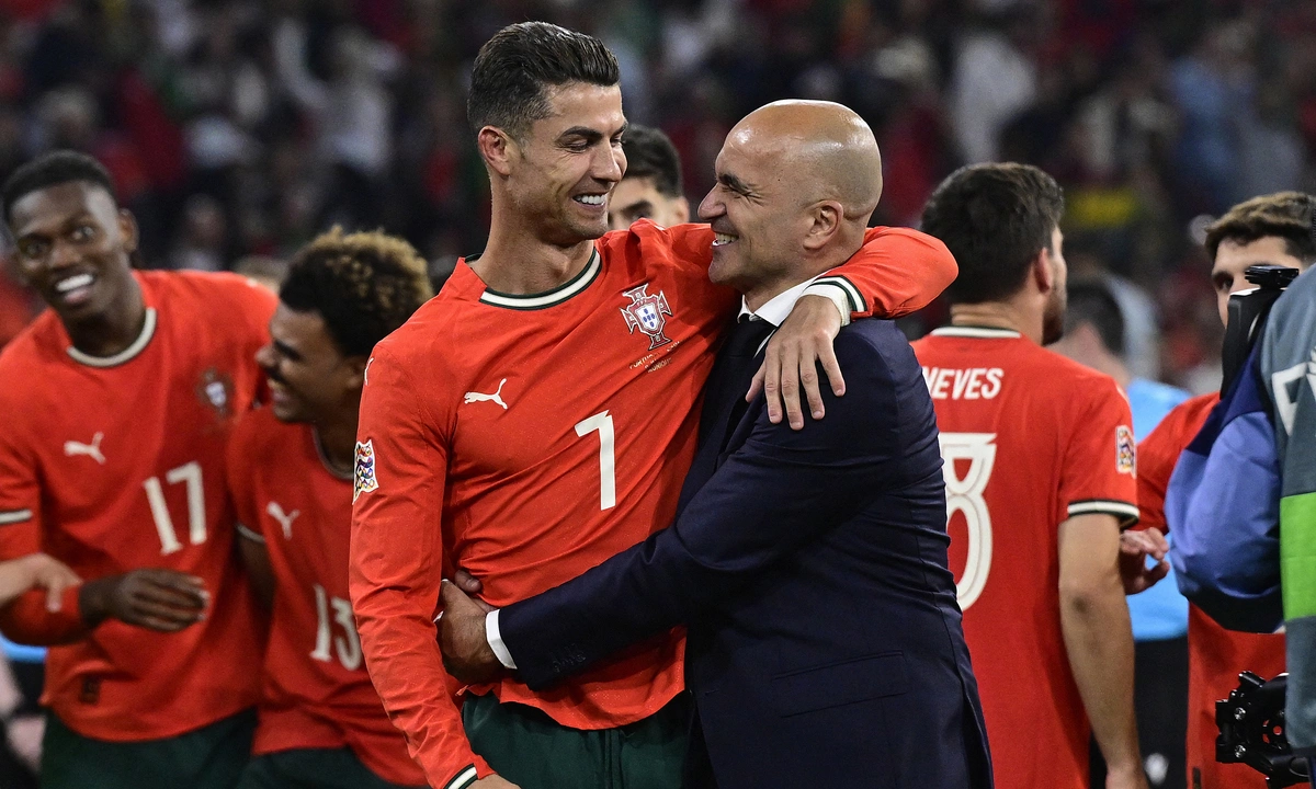 HLV tuyển Bồ Đào Nha đàm phán dẫn dắt Ronaldo ở Al Nassr - hình ảnh - sc88go.com HLV tuyển Bồ Đào Nha đàm phán dẫn dắt Ronaldo ở Al Nassr - hình ảnh - sc88go.com