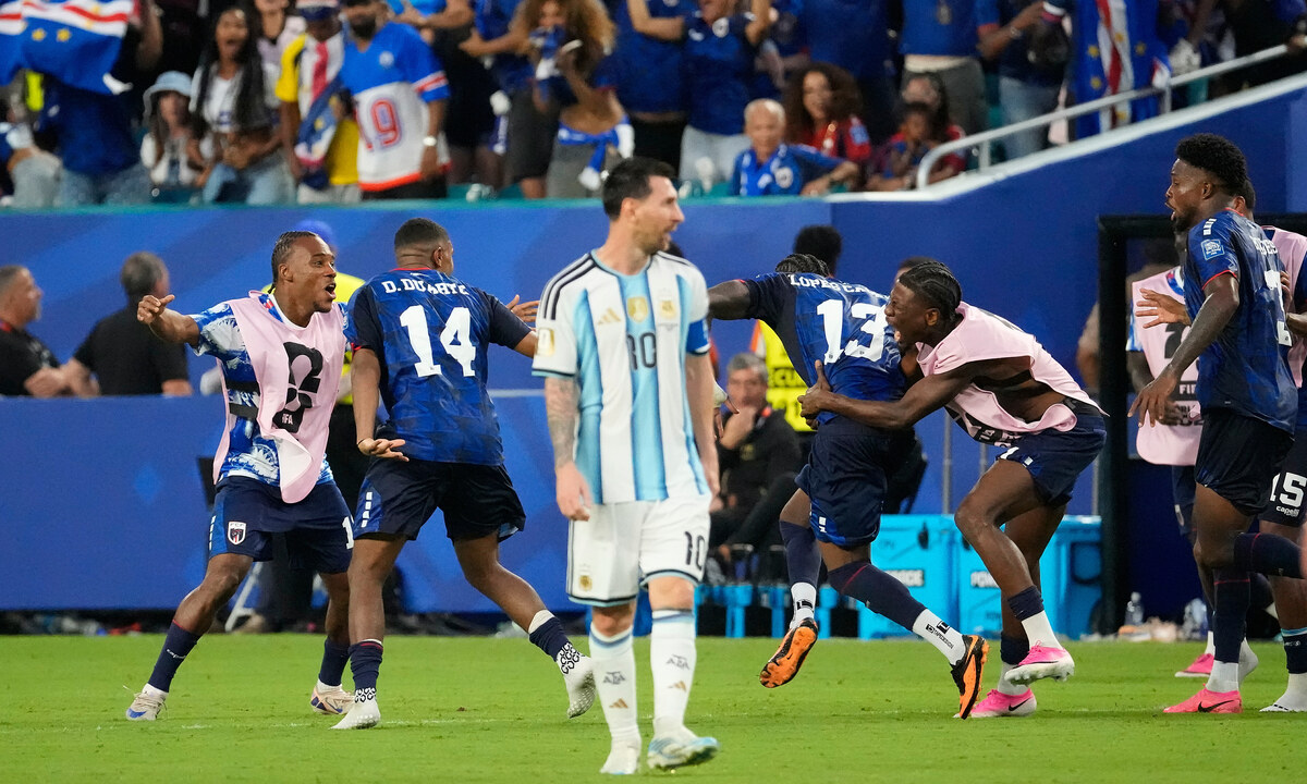 Henry và Ibrahimovic kêu gọi FIFA trao cup cho Cape Verde – Cú sốc World Cup 2026 - hình ảnh - sc88go.com Henry và Ibrahimovic kêu gọi FIFA trao cup cho Cape Verde – Cú sốc World Cup 2026 - hình ảnh - sc88go.com